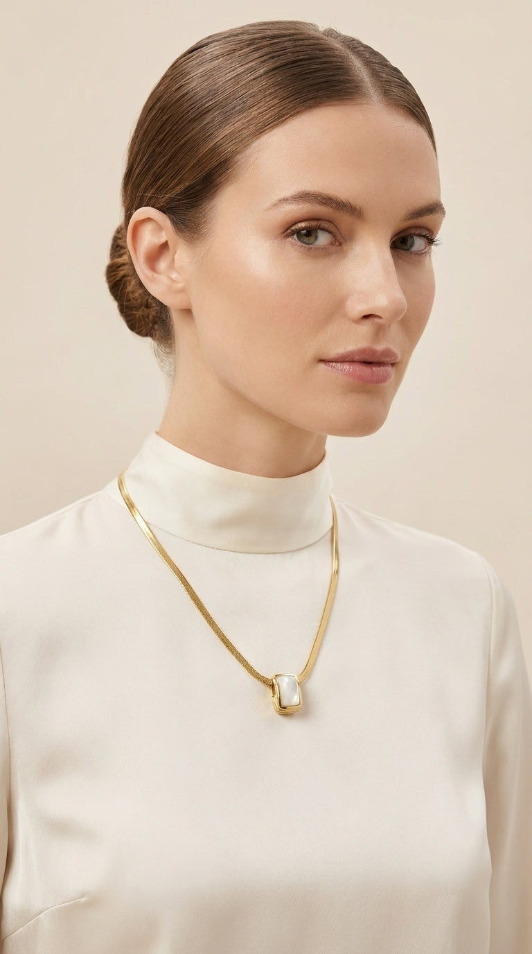 Colar Fita Nacre Diamant